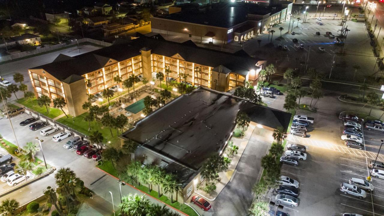 Beachfront Palms Hotel Galveston Bagian luar foto